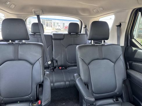 Used 2023 Honda Pilot EX-L image 10