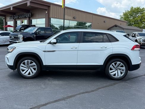 Used 2022 Volkswagen Atlas Cross Sport SE AWD/4WD image 5