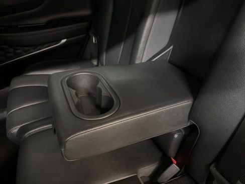Used 2019 Hyundai Santa Fe Limited image 24