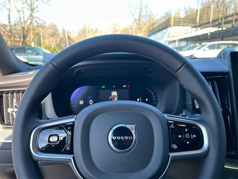 New 2026 Volvo XC60 B5 Ultra w/ Protection Package Premier image 12