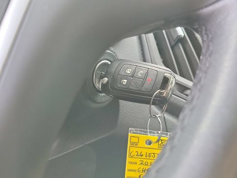 Used 2017 Chevrolet Equinox LT w/ Convenience Package FWD image 32