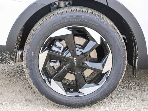 New 2026 Kia Sorento EX FWD image 11