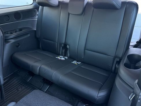 Used 2026 Hyundai Palisade Calligraphy image 14