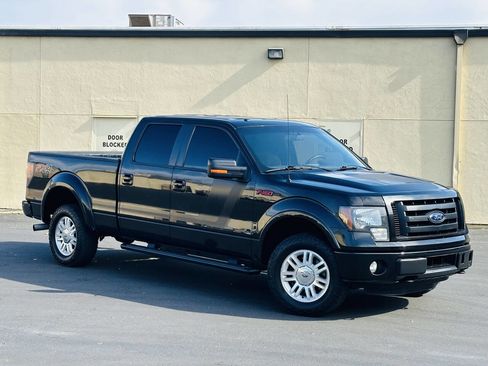 Used 2014 Ford F150 FX4 w/ FX Appearance Package image 2