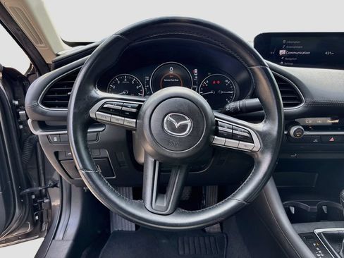 Used 2021 MAZDA MAZDA3 s FWD image 11