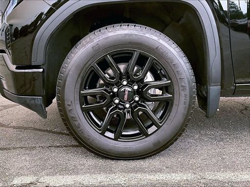 Used 2024 GMC Sierra 1500 Elevation AWD/4WD image 7