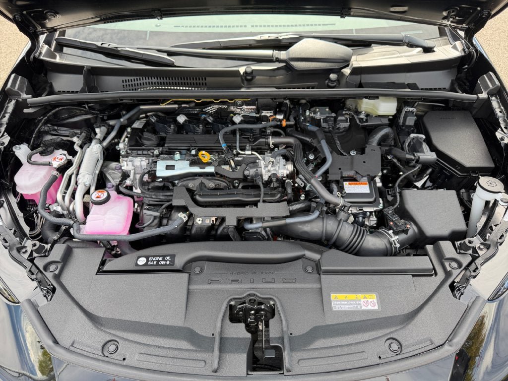New 2027 Toyota Prius Plug-In Hybrid FWD image 29