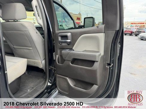 Used 2018 Chevrolet Silverado 2500 W/T AWD/4WD image 14