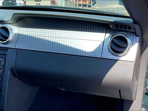 Used 2009 Ford Mustang GT image 13