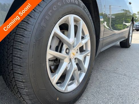 Used 2022 Chevrolet Equinox LS FWD image 14