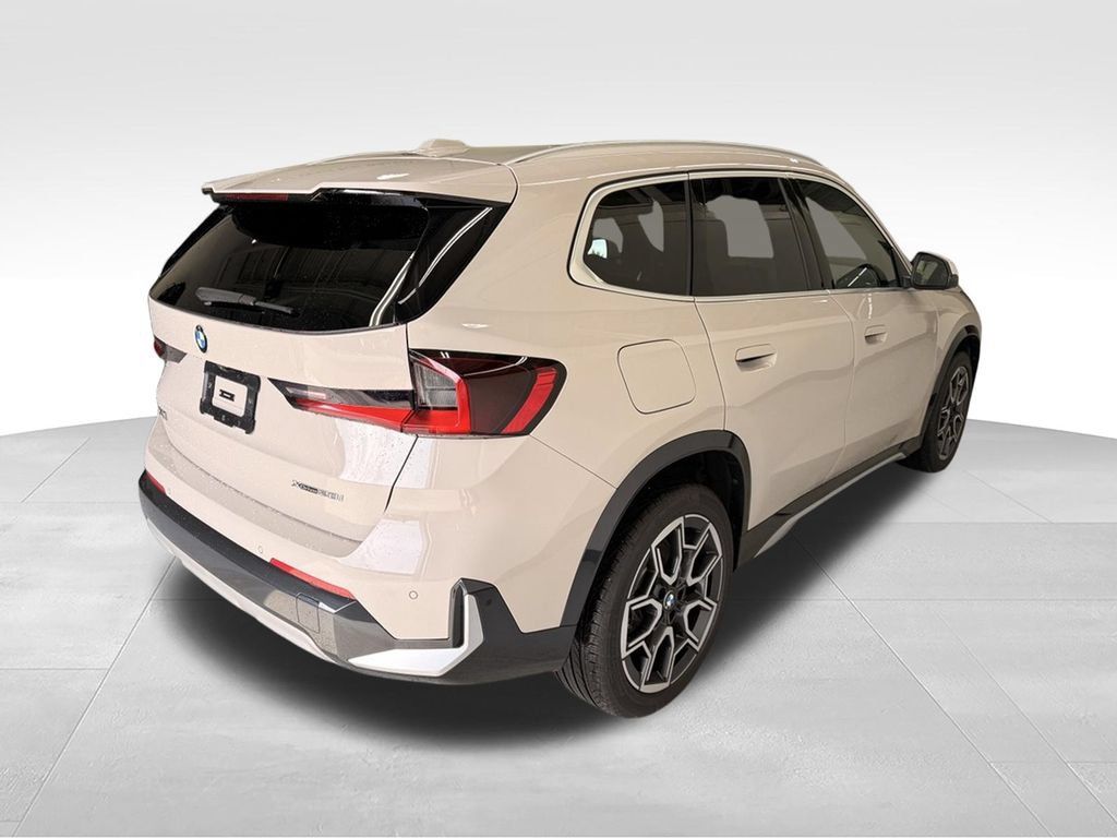 Used 2026 BMW X1 xDrive28i AWD/4WD image 6