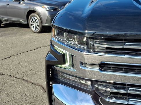 Used 2021 Chevrolet Silverado 1500 LTZ image 9