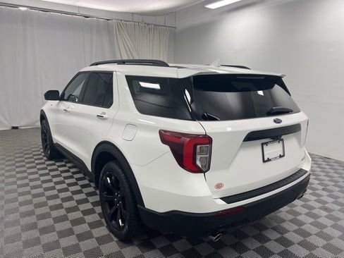 Used 2022 Ford Explorer ST-Line image 6