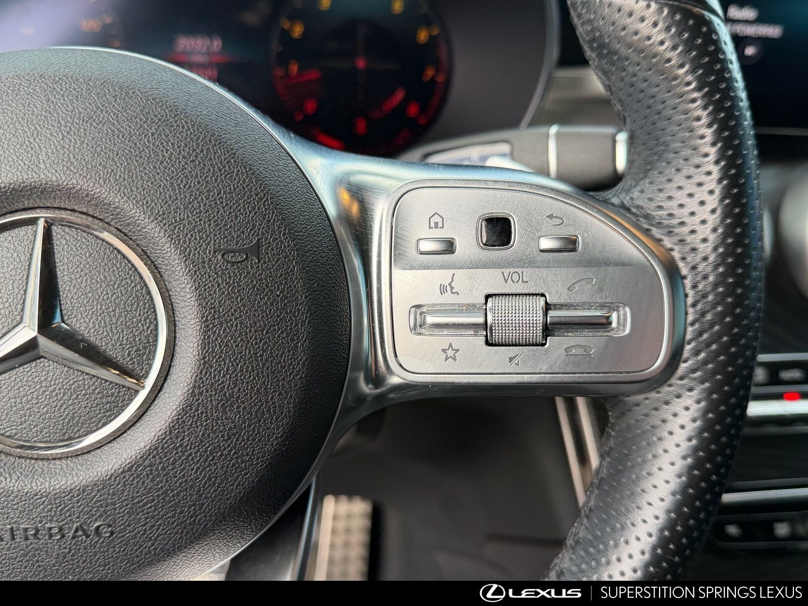 Used 2022 Mercedes-Benz GLC 300 4MATIC image 37