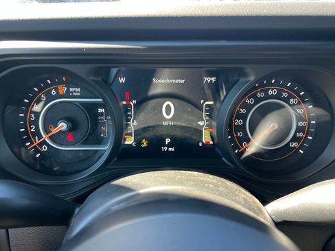 New 2026 Jeep Gladiator Mojave AWD/4WD image 22