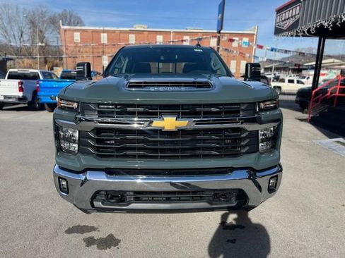 New 2026 Chevrolet Silverado 2500 LT image 3
