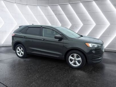 Used 2023 Ford Edge SE