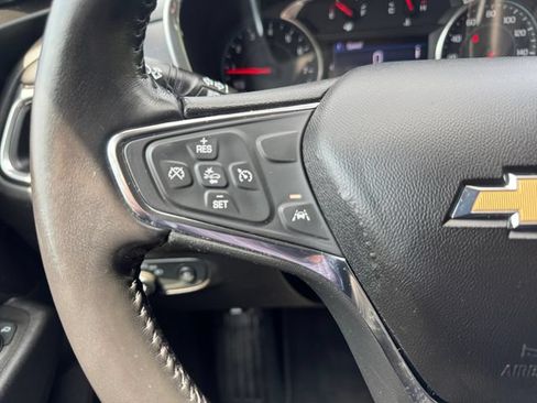 Used 2020 Chevrolet Equinox LT AWD/4WD image 13