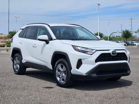 Used 2024 Toyota RAV4 XLE image 3
