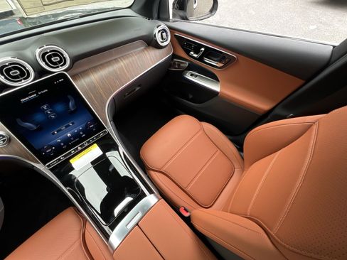 New 2026 Mercedes-Benz GLC 300 4MATIC image 14