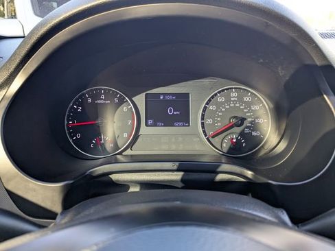 Used 2023 Kia Seltos LX image 28