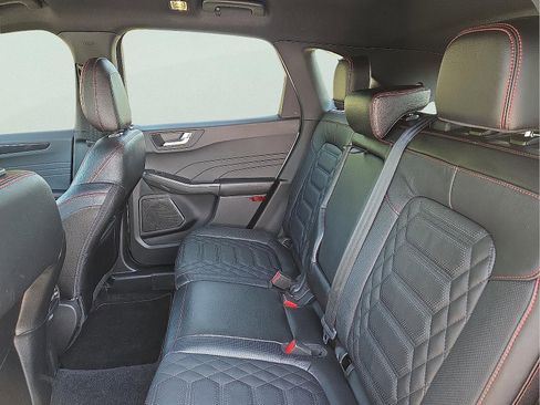 Used 2023 Ford Escape ST-Line Elite w/ Premium Technology Package image 10