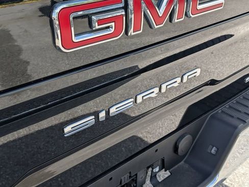 New 2025 GMC Sierra 2500 SLT w/ SLT Convenience Package AWD/4WD image 16