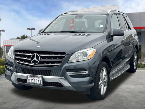 Used 2013 Mercedes-Benz ML 350 4MATIC image 3