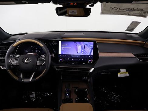 New 2026 Lexus RX 350h AWD/4WD image 4