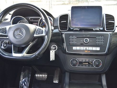 Used 2019 Mercedes-Benz GLE 43 AMG 4MATIC w/ Premium 3 Package image 20