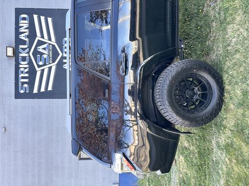 Used 2017 Toyota 4Runner SR5 Premium image 6