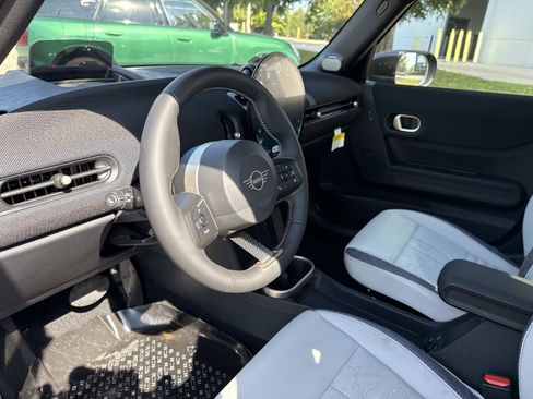 Certified 2026 MINI Cooper S FWD image 23