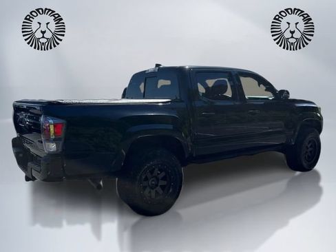 Used 2023 Toyota Tacoma TRD Sport w/ TRD Premium Sport Package AWD/4WD image 6