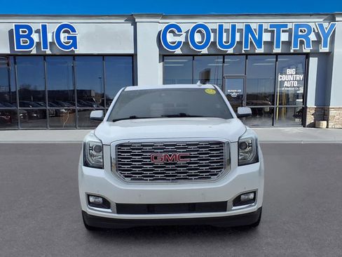 Used 2020 GMC Yukon Denali w/ Denali Ultimate Package image 8