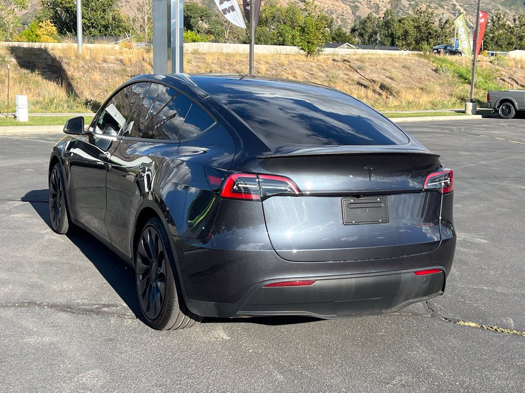 Used 2024 Tesla Model Y Performance AWD/4WD image 10