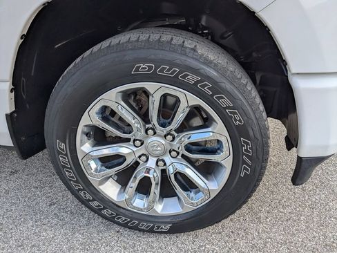Used 2023 RAM 1500 Laramie AWD/4WD image 19