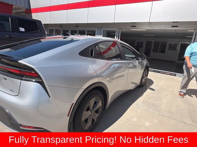 Used 2026 Toyota Prius LE FWD image 7