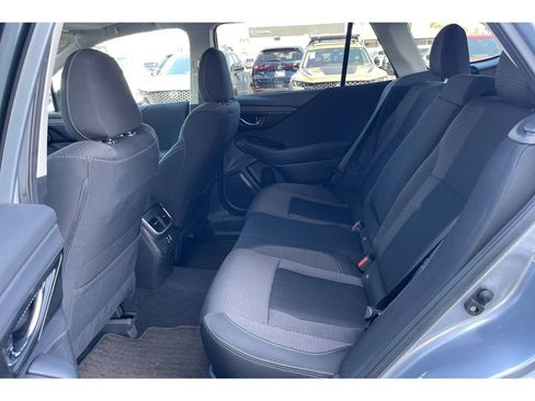 Used 2025 Subaru Outback Premium image 14