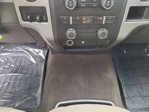 Used 2010 Ford F150 4x4 SuperCrew image 25