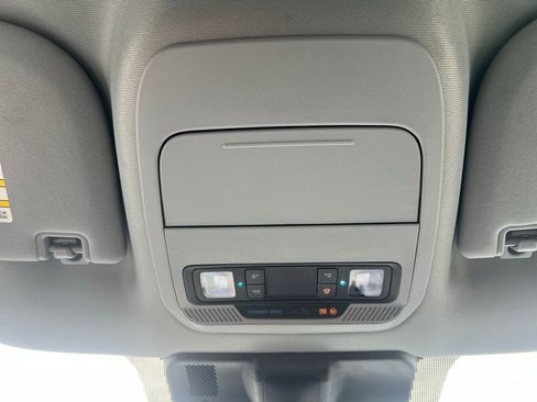 Used 2023 Ford F250 XLT w/ Tremor Off-Road Package image 25