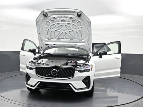 New 2026 Volvo XC60 B5 Ultra w/ Protection Package Premier AWD/4WD image 34