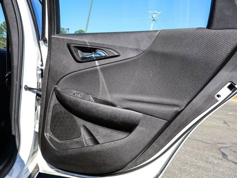 Used 2023 Chevrolet Malibu LT image 37