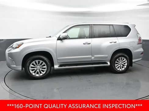 Used 2019 Lexus GX 460 Premium AWD/4WD image 2