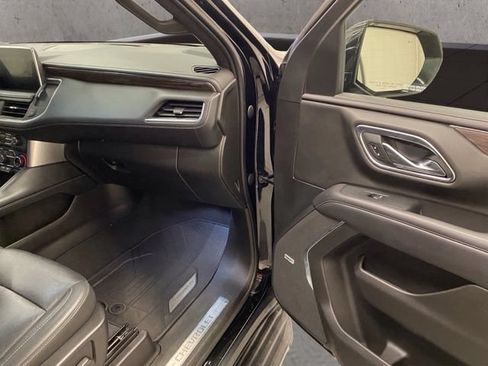 Used 2021 Chevrolet Tahoe LT w/ LT Signature Package AWD/4WD image 21