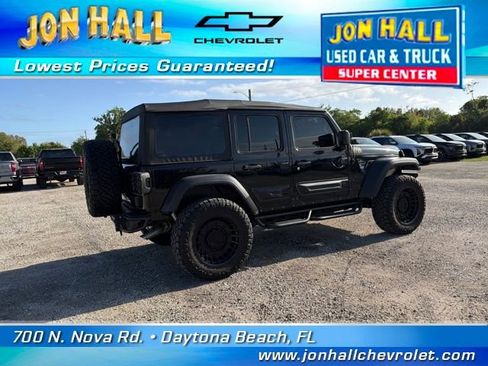 Used 2022 Jeep Wrangler Unlimited Sport image 12