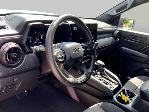 Used 2023 Chevrolet Colorado Trail Boss w/ Advanced Trailering Package AWD/4WD image 18