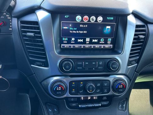 Used 2019 Chevrolet Tahoe LT image 15