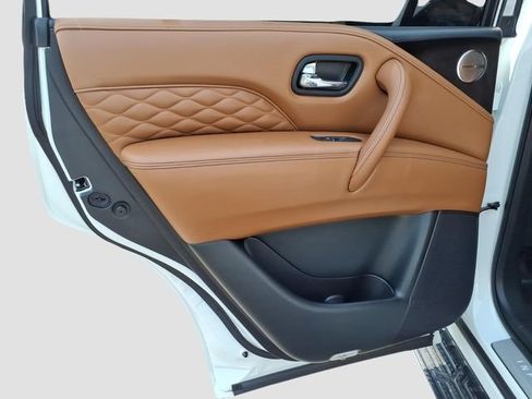 Certified 2023 INFINITI QX80 Sensory w/ Cargo Package AWD/4WD image 38
