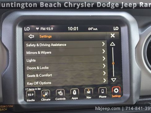 Used 2022 Jeep Wrangler Unlimited Sport image 34