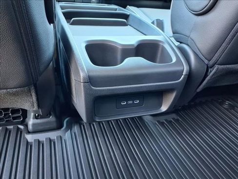 New 2026 Honda Odyssey Touring image 23